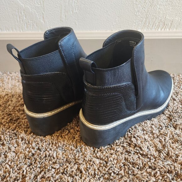 DV Black Platform Boots - Picture 4 of 6